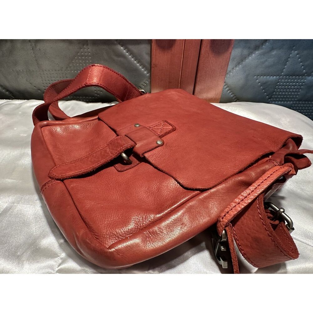 Vintage "Harbour 2nd" German leather purse- Boho casual